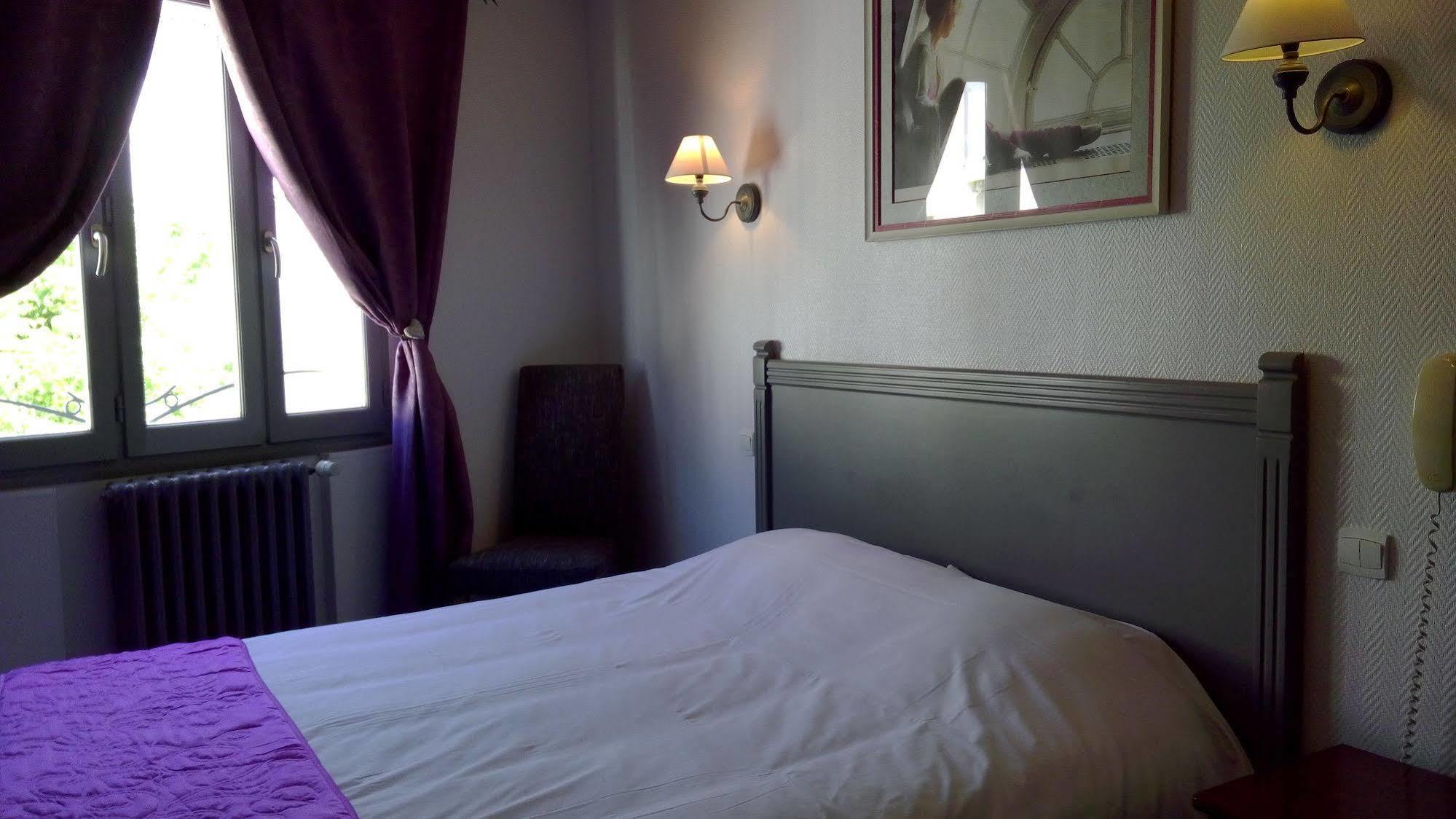 Hotel De La Bastide Carcassonne Bagian luar foto